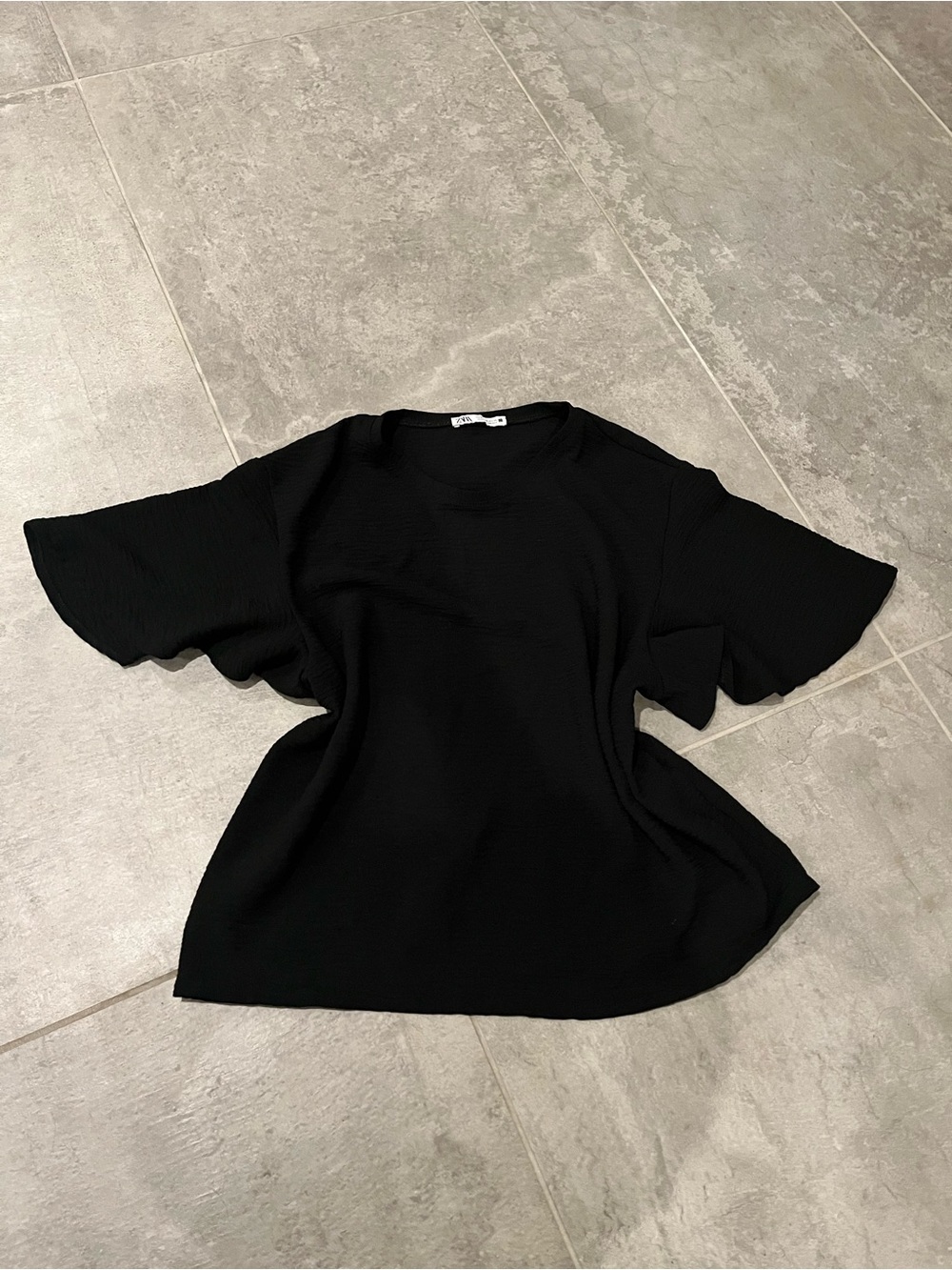 Zara Black Short-Sleeve Textured Crew Tee